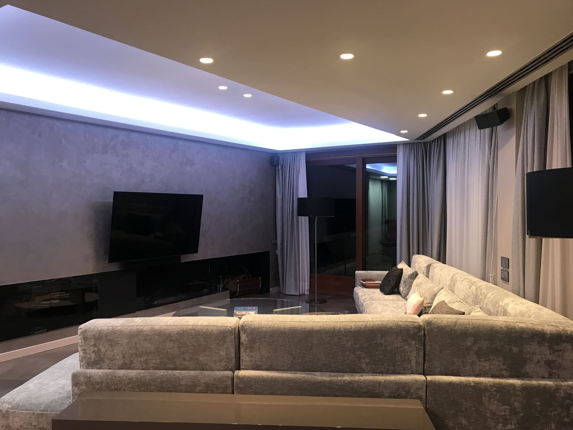 Rinconete - Family house blue 1